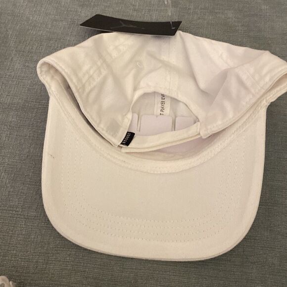 New! Youth Nike Air Jordan Jumpman Cap Hat White Red Adjustable Velcro Closure - Picture 3 of 7